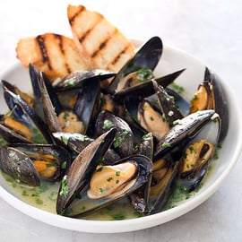 mussles-in-white-wine